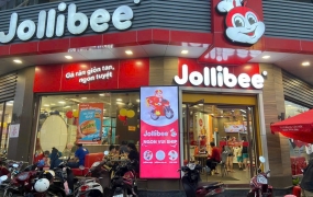 "THAY ÁO MỚI" TRỌN GÓI - JOLLIBEE 