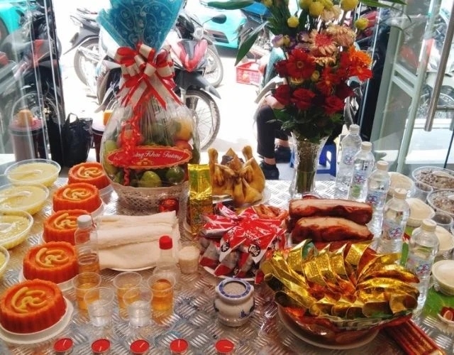 Khai trương quán cafe và quán ăn: chuẩn bị đồ cúng hút khách