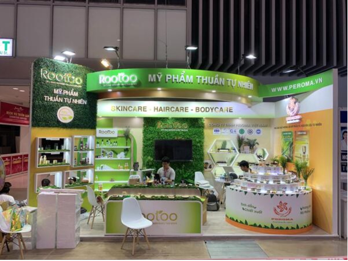 Booth trưng bày sản phẩm của Rootoo