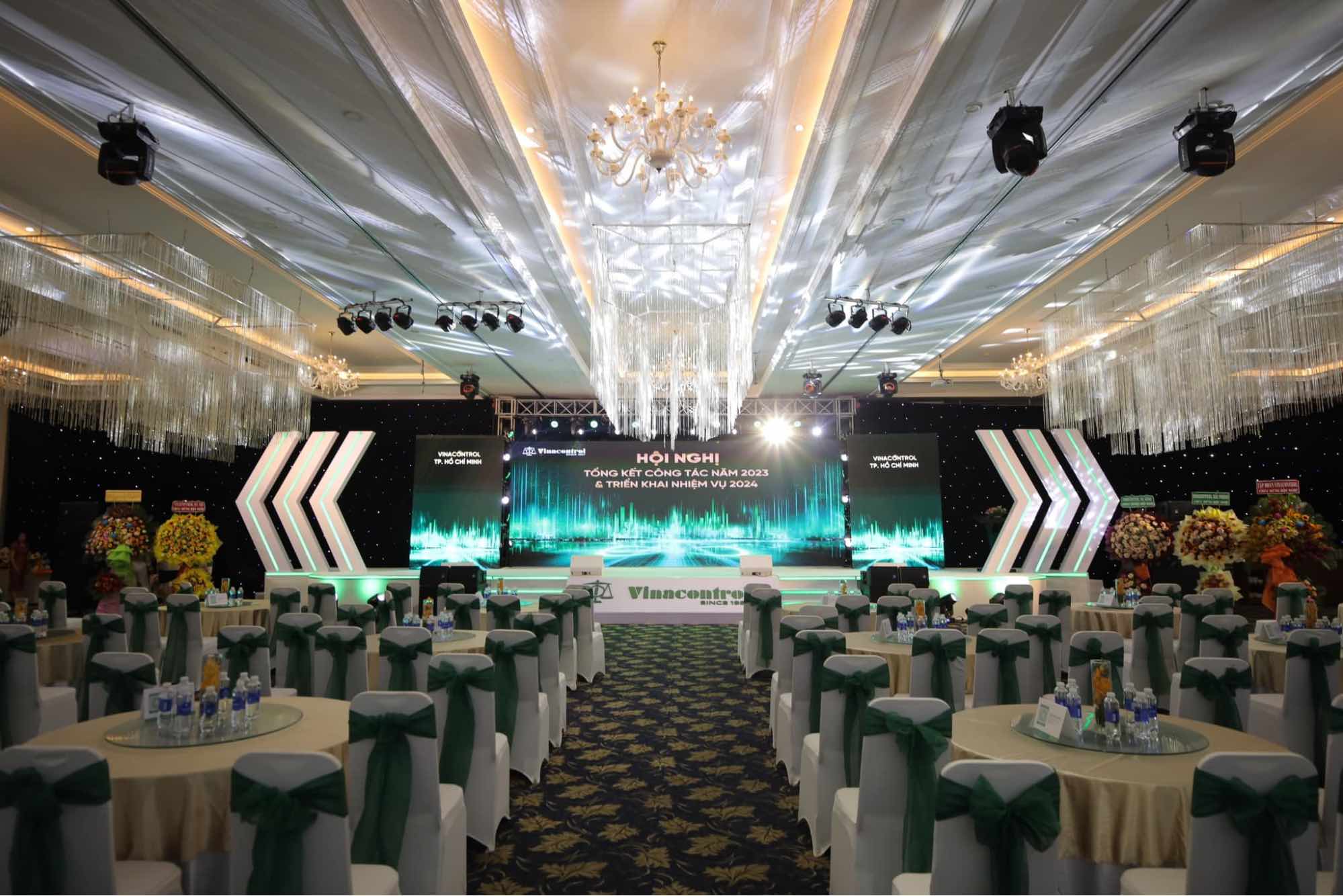 Các thiết bị hiện đại không chỉ nâng cao hiệu ứng thị giác mà còn góp phần chuyên nghiệp hóa toàn bộ chương trình 