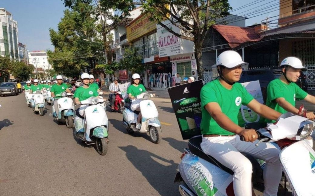 Cờ phướn cho xe điện