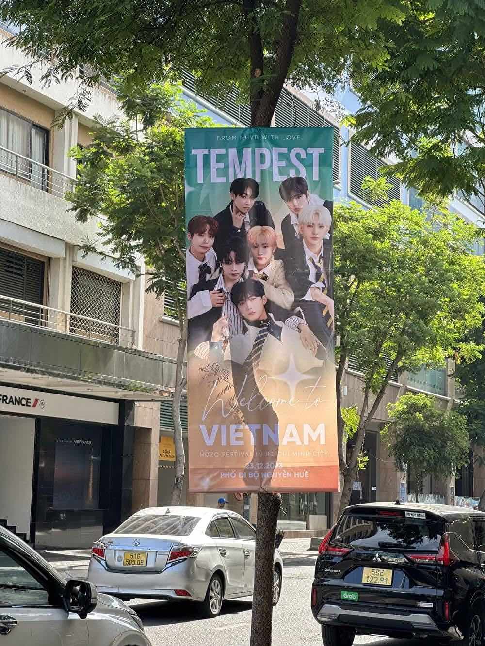 Lựa chọn chất liệu bạt chất lượng cao để hạn chế bị rách, nhòe mực