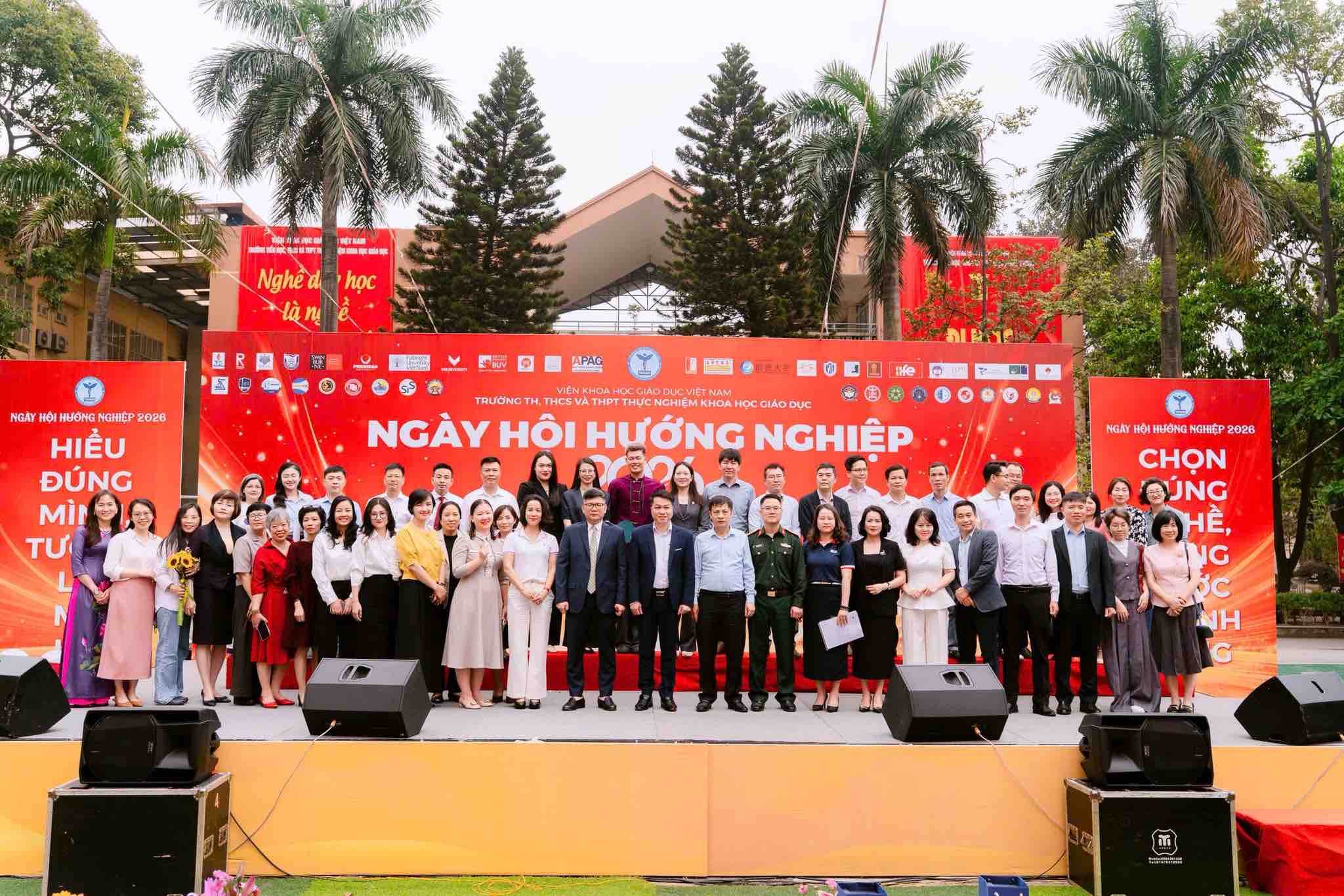 Ngày hội hướng nghiệp 2026- Hiểu đúng mình, tương lai mở lối - Chọn đúng nghề, vững bước thành công
