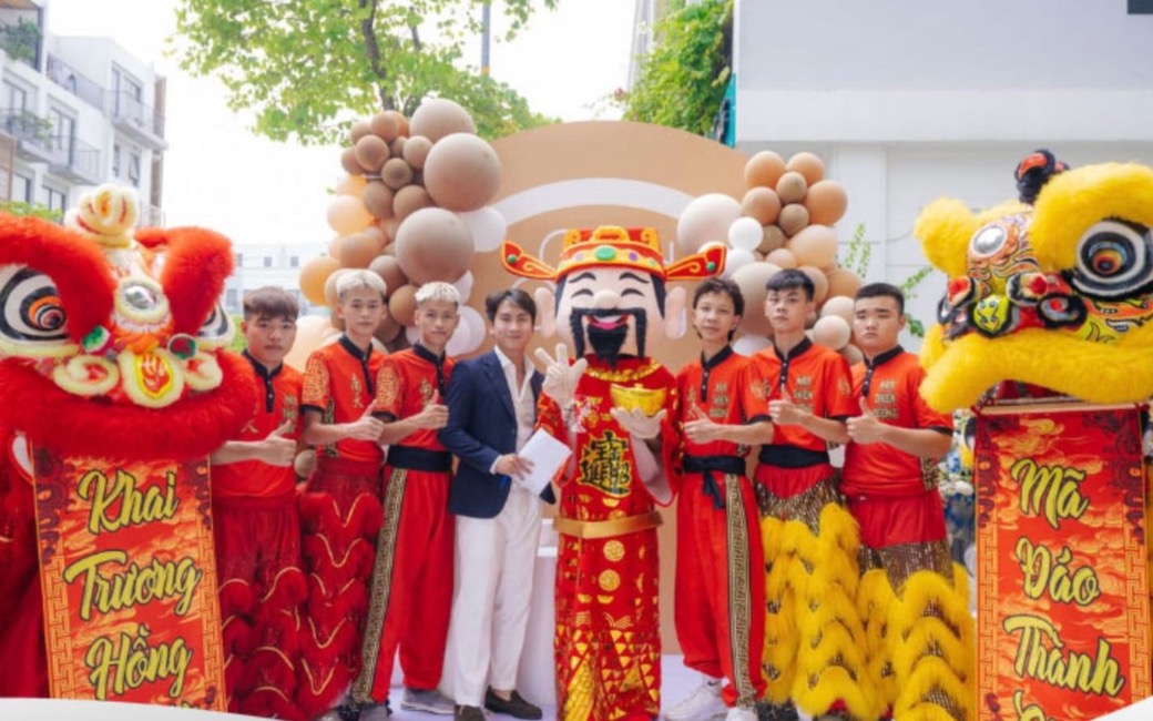 Tạo ấn tượng với khách hàng 