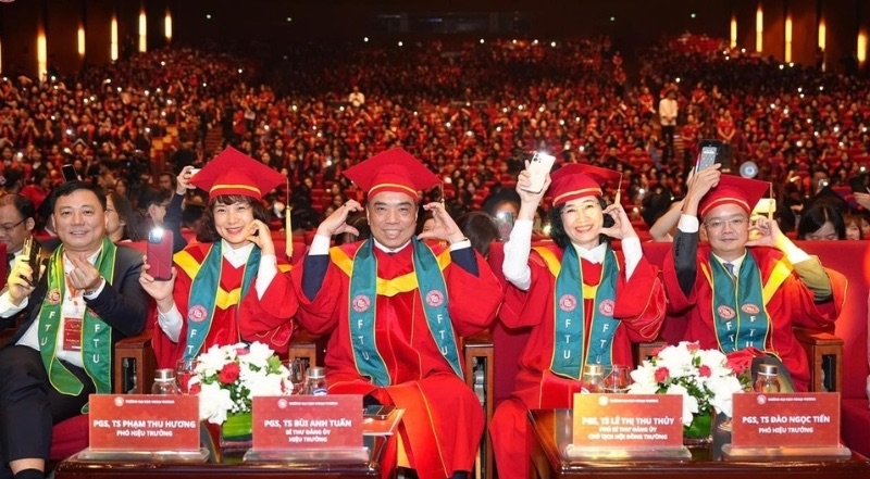 Tổ chức sự kiện giáo dục cuối năm